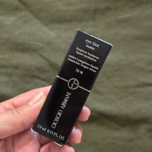 Giorgio Armani Eye Tint Matte Eyeshadow